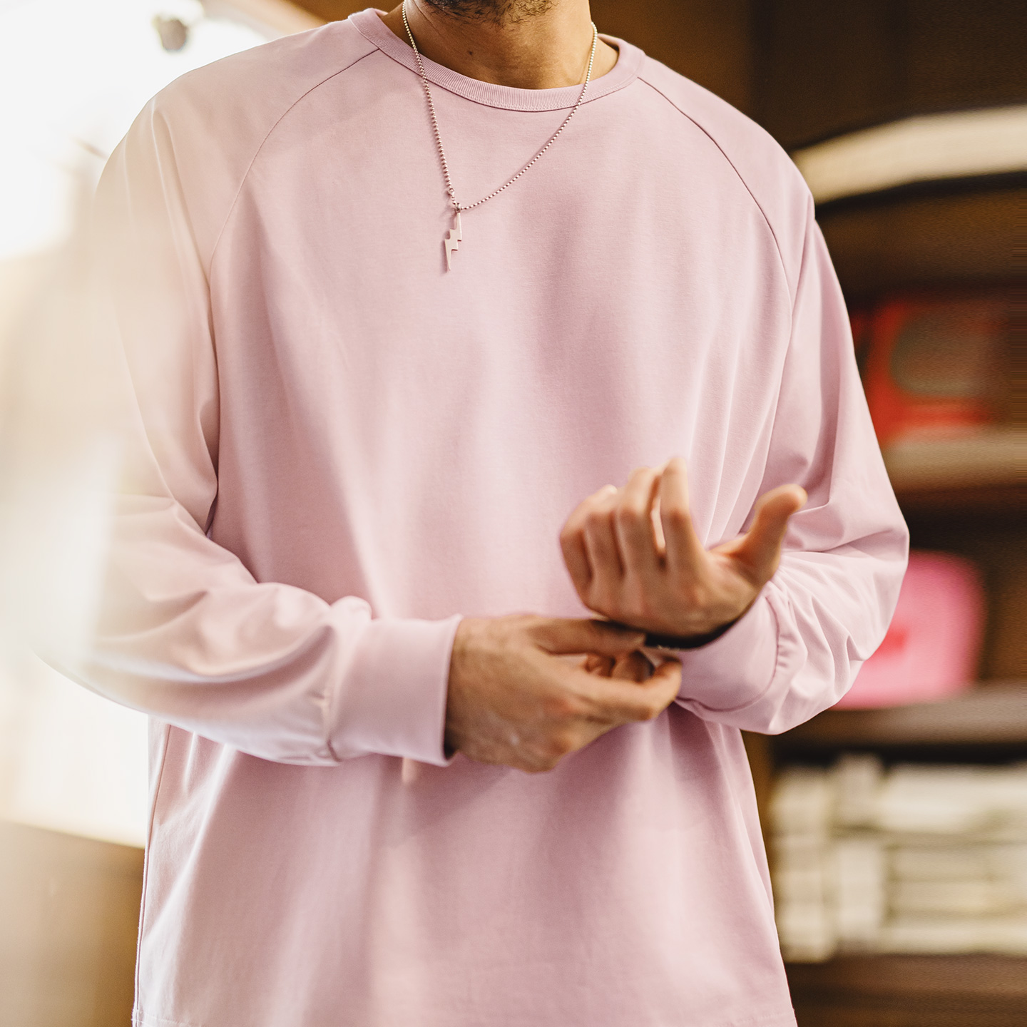 MADEN メンズ ホワイト 長袖 Tシャツ ソリッドカラー - Undershirt Crew Neck のレビューと価格